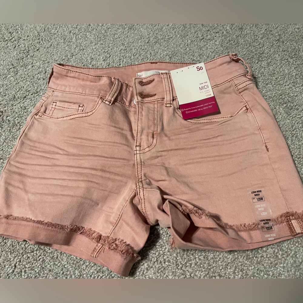 Pink shorts